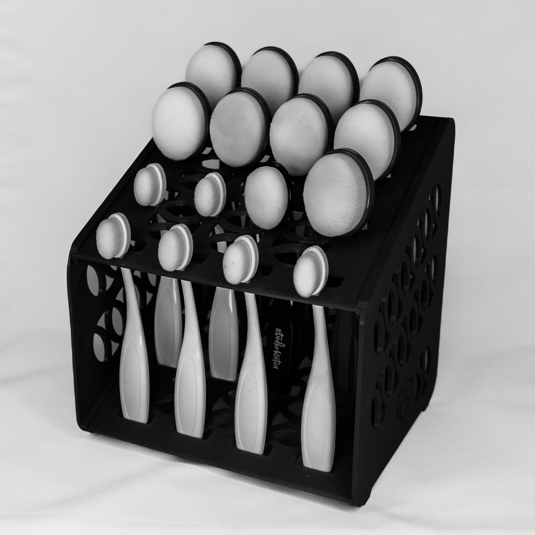 Gabriel's Heart, Blender Brush Holder 16 brushes